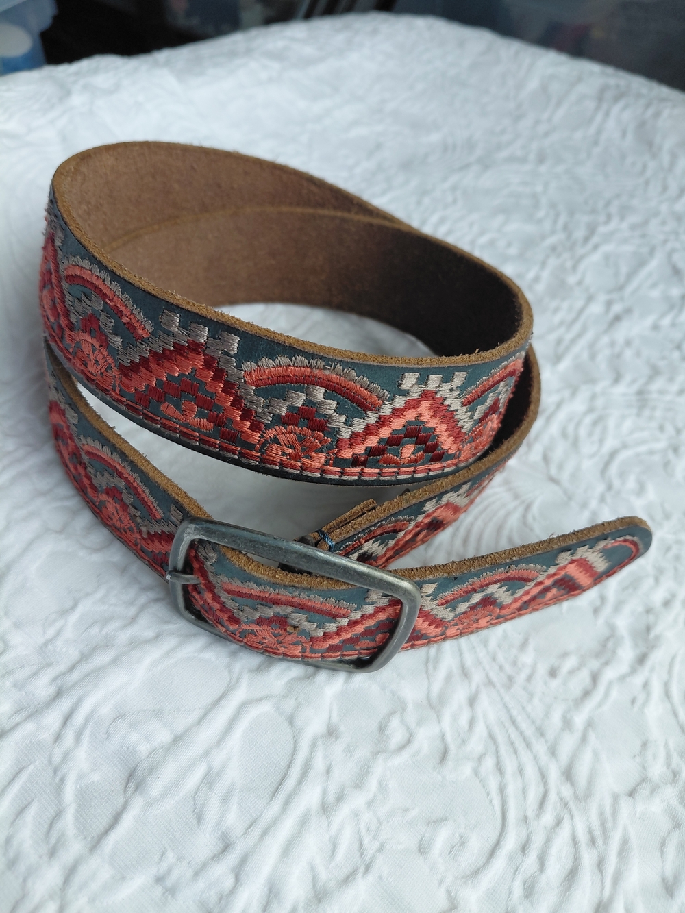 Lucky Brand Women's Embroidered Leather Belt Red, Orange & Gray Sz Small - Picture 2 of 9